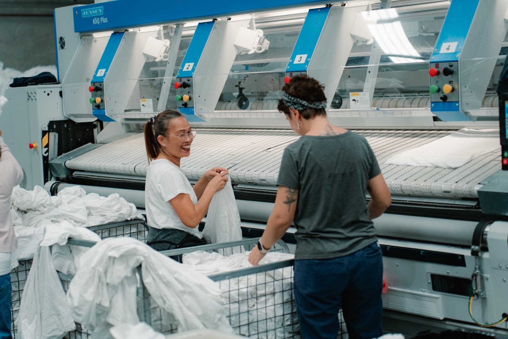 Welcome to Sunshine Commercial Laundry